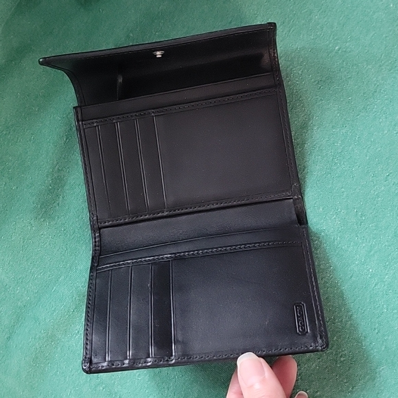 Coach Wallet Signature C Black NWOT - Picture 3 of 8
